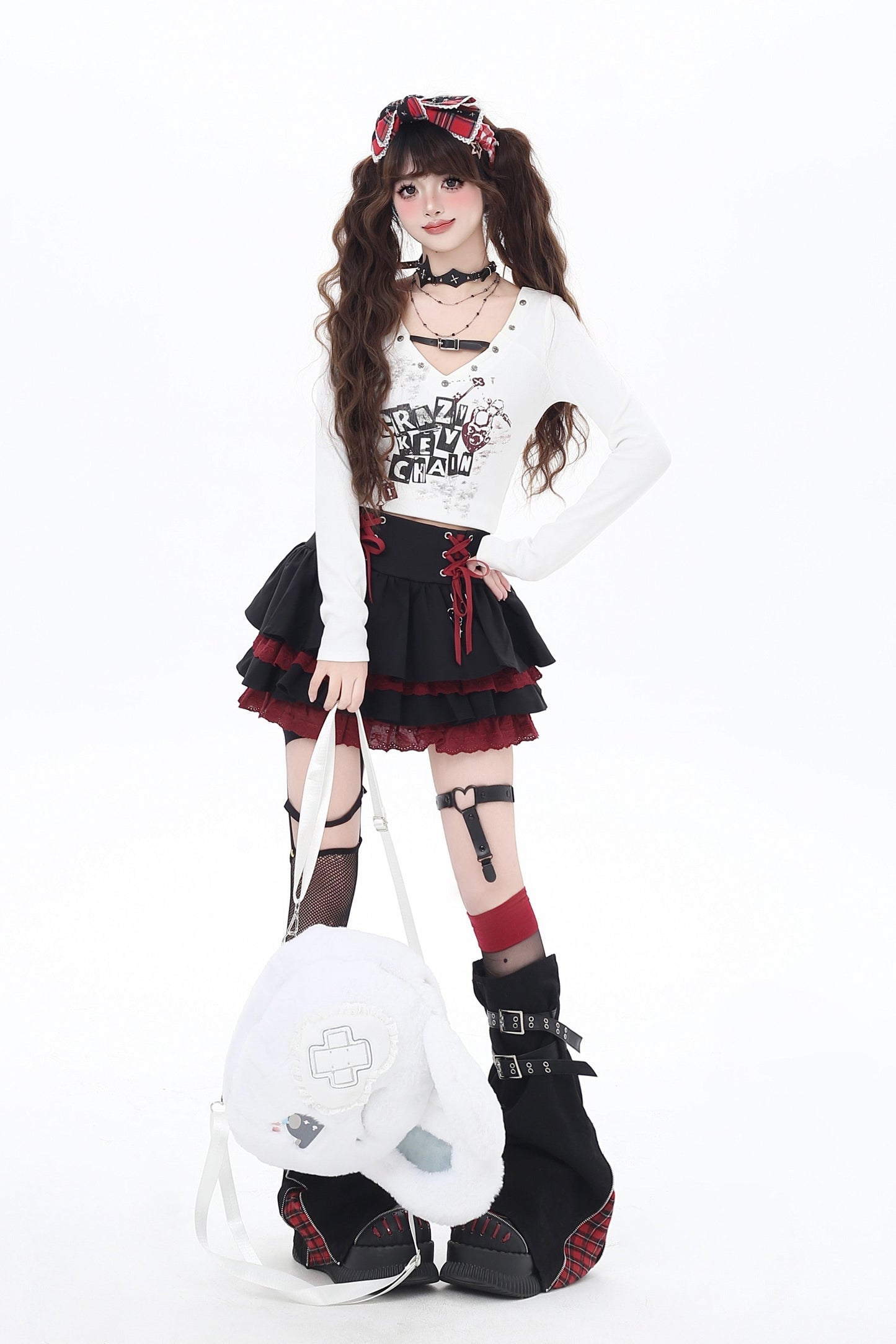 Vネッククロップドトップス