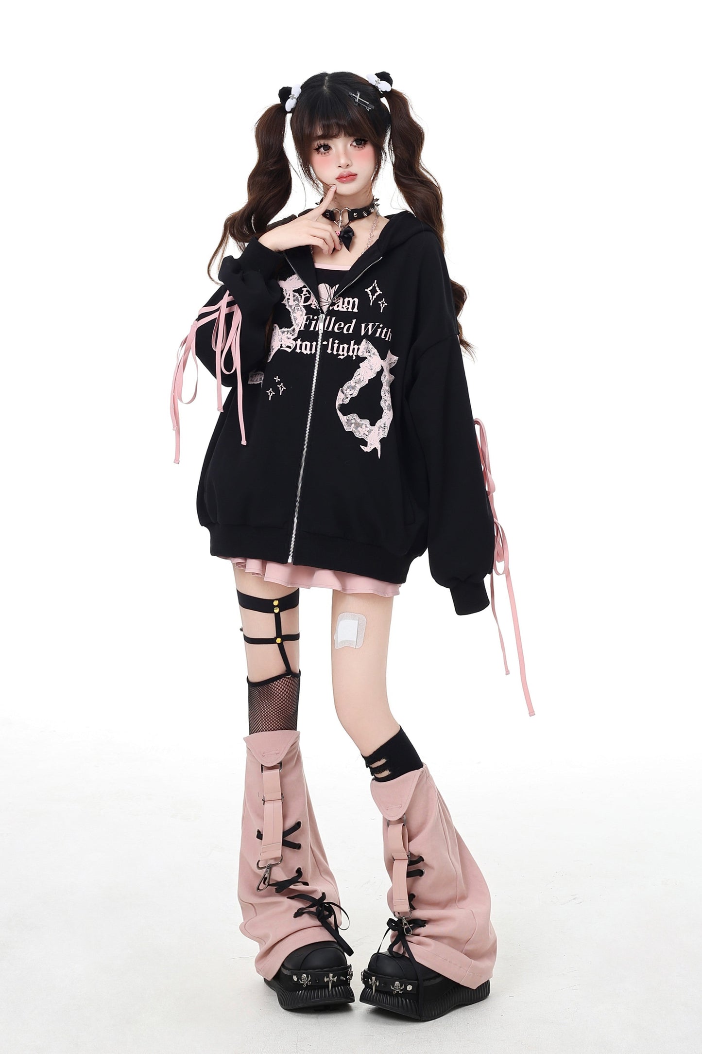 ボウタイルーズパーカー