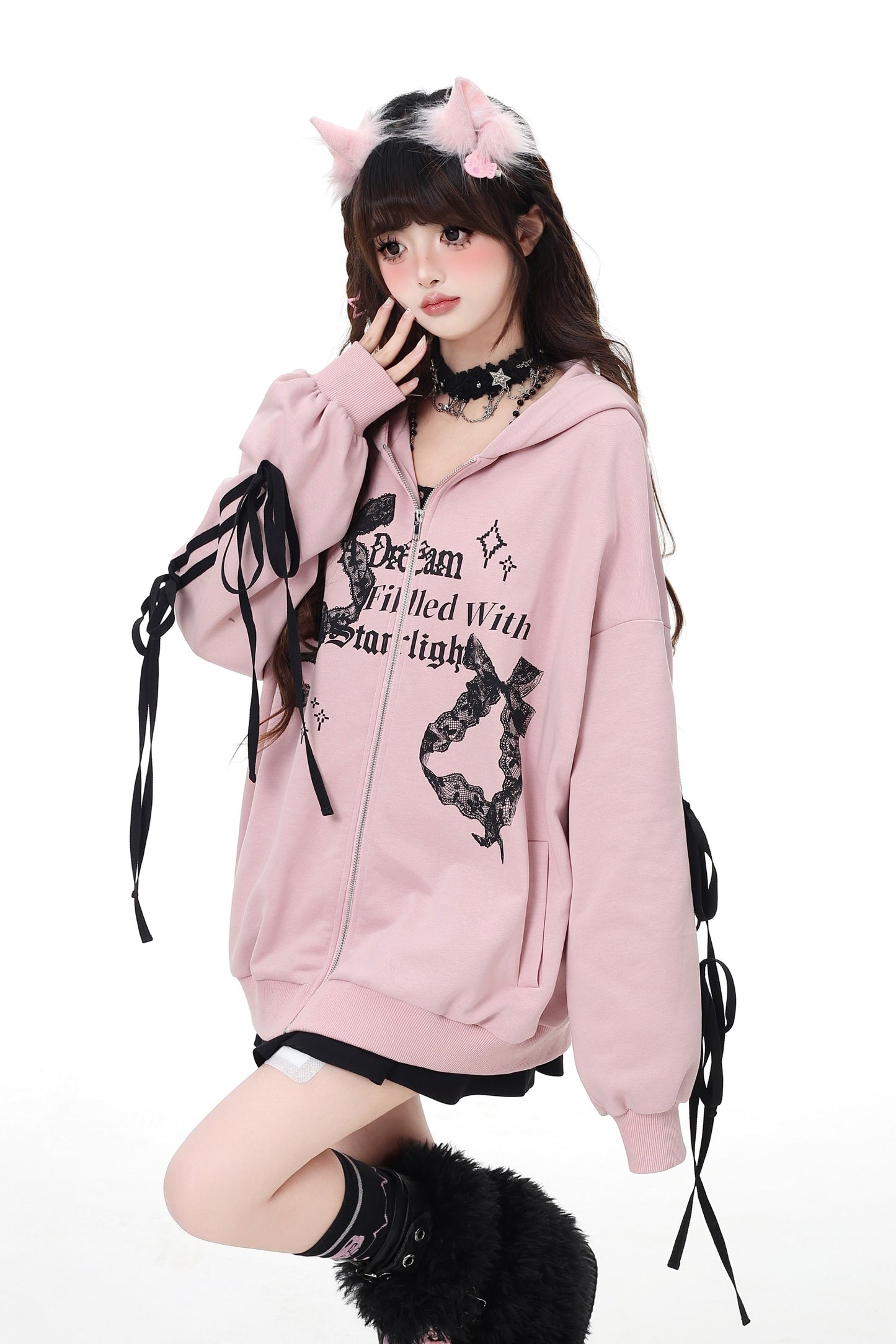 ボウタイルーズパーカー